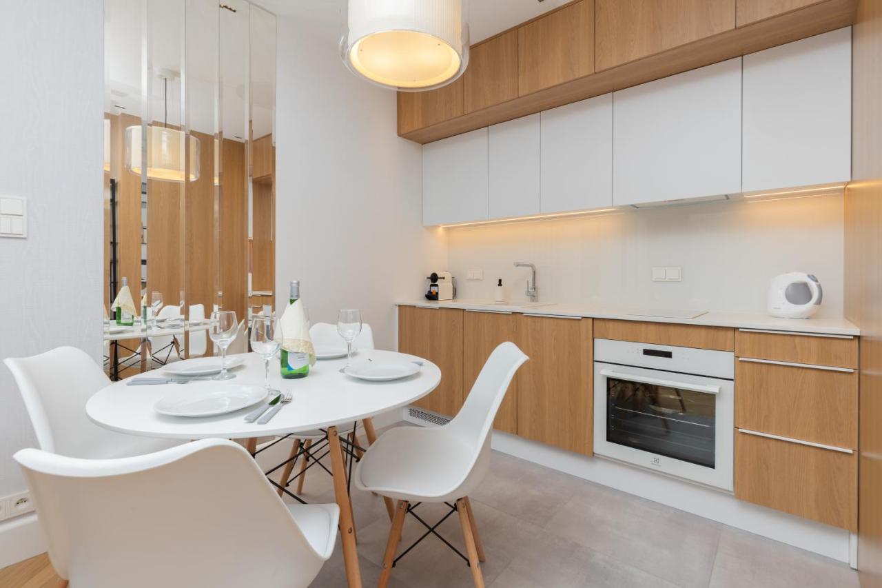 Mennica - Center By Renters * Warszawa